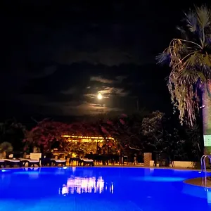 Mare Garden Hotel